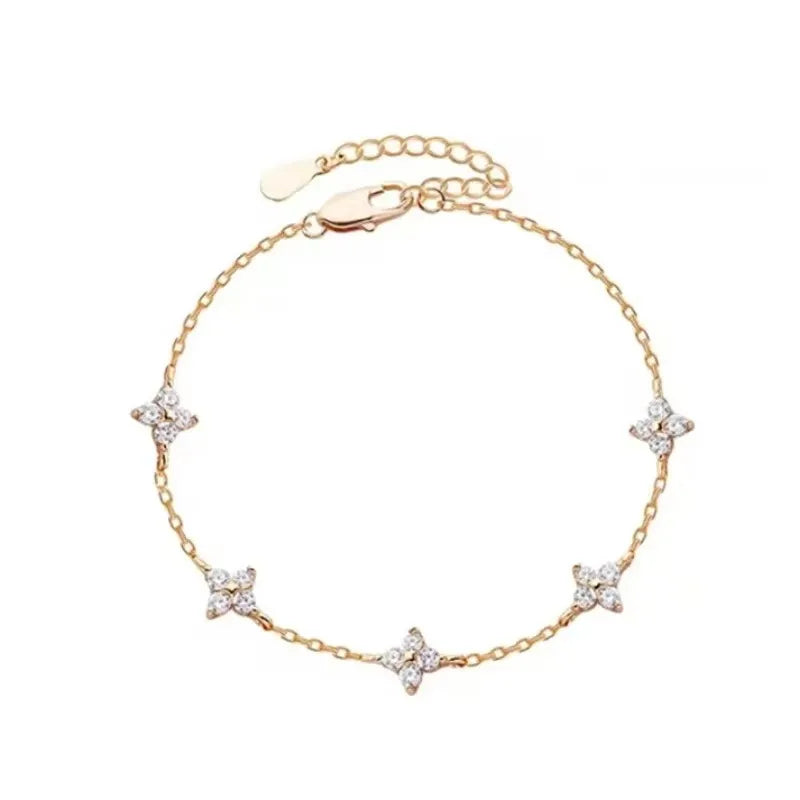 Four-Leaf Flower Zircon Bracelet