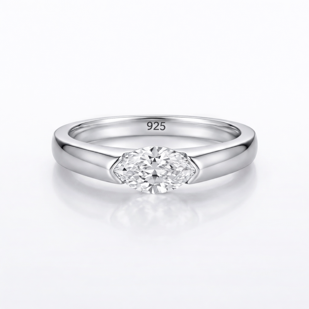 Pure Marquise Ring – Graceful Line