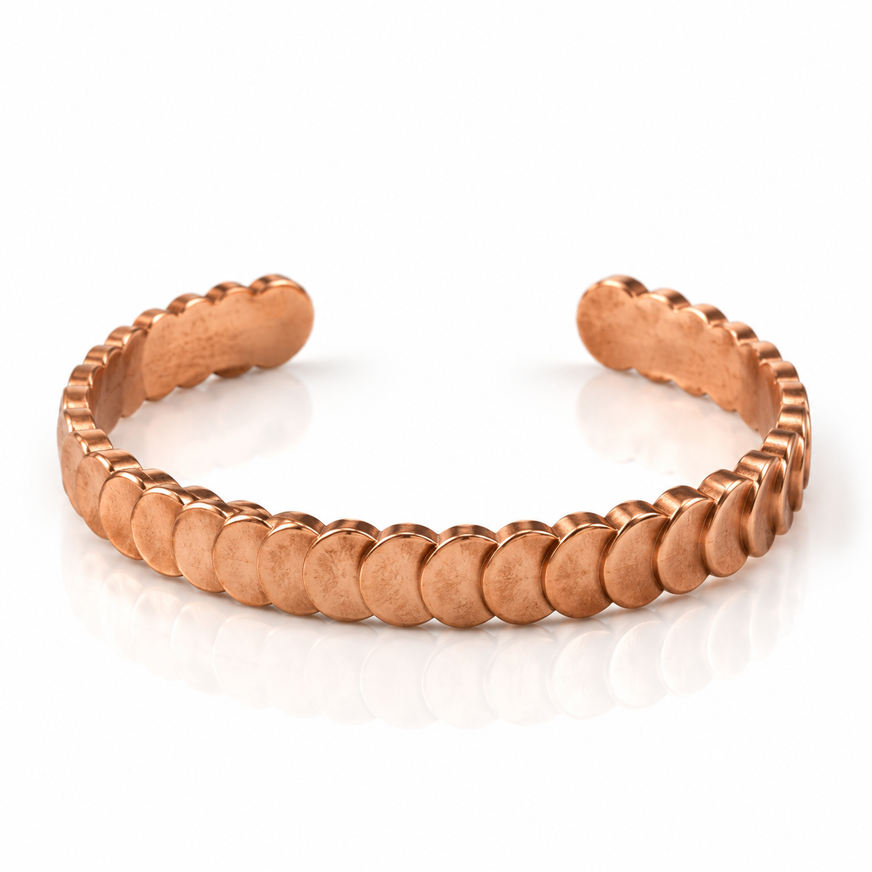Scales Bracelet — Harmony Shaped by Movement
