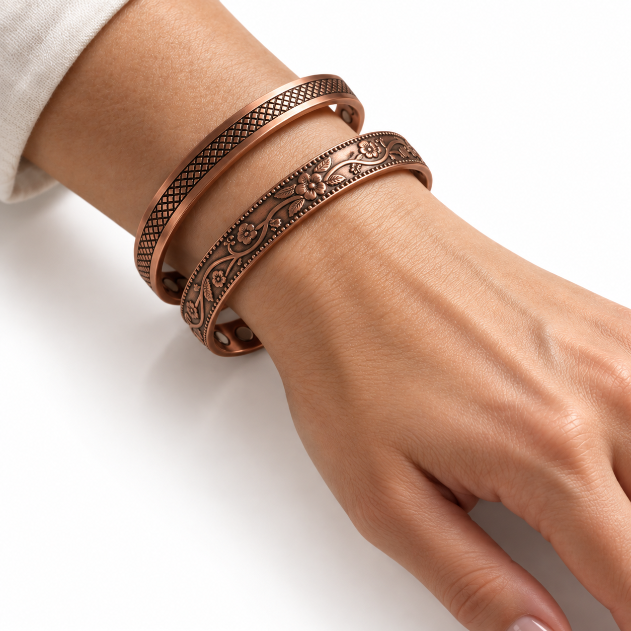 Roots Set — A Story Engraved in the Material