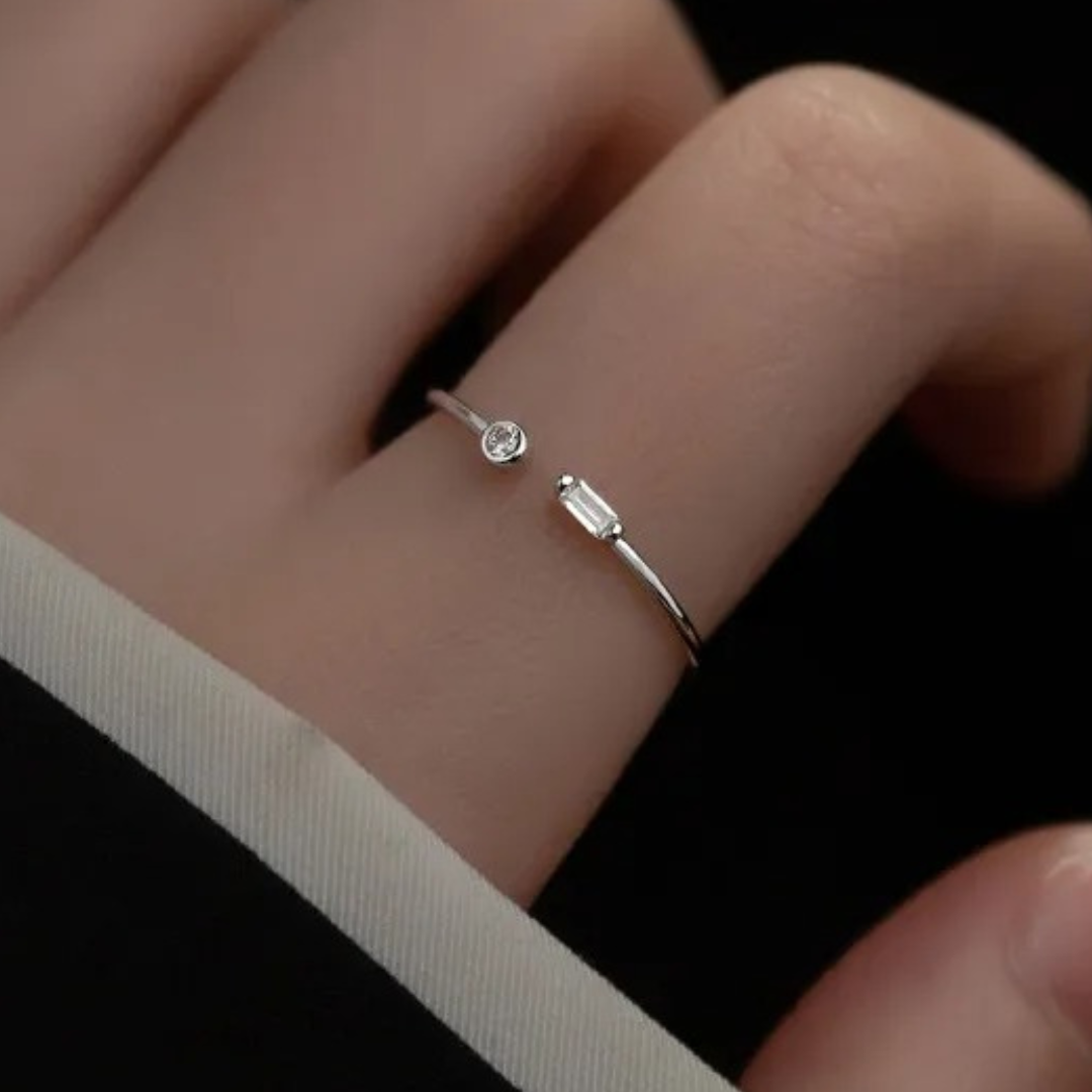 Minimalist Essence Ring