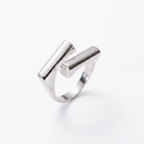 <tc>Bague Équilibre Moderne</tc>