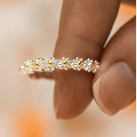 Eternal Daisy Bloom Ring