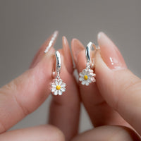 Daisy Essence Earrings